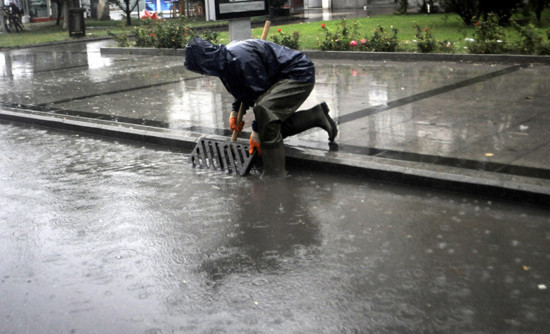 Kara bulutlar Çanakkale üzerinde - Resim: 4