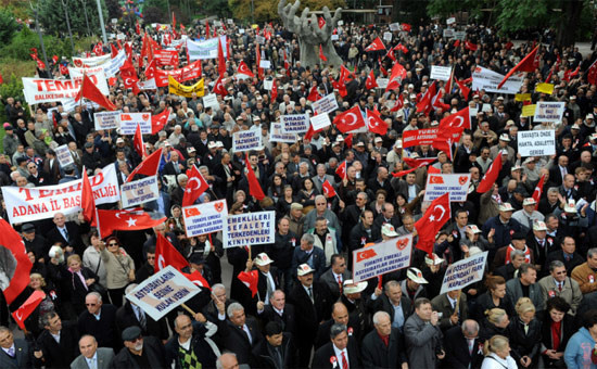 Emekli astsubaylardan gösteri - Resim: 4