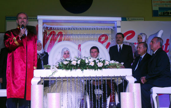 Bakan Çelik'in mutlu günü - Resim: 4