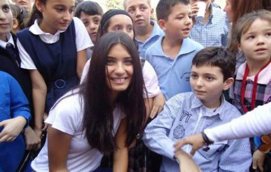 İki ünlüden şaşırtan kareler! - Resim: 3