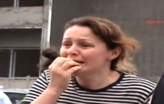 Bir annenin ölüme koştuğu an! - Resim: 2