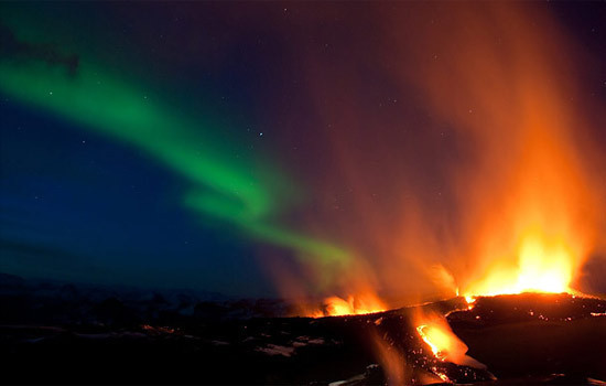 O volkana taş yağdı - Resim: 2