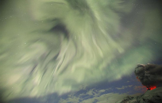 O volkana taş yağdı - Resim: 3