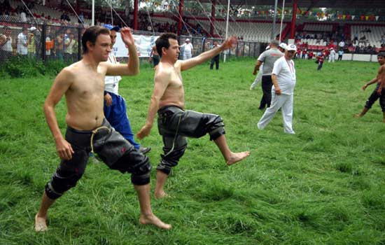 ABD'li yönetmenler güreşe çıktı - Resim: 2