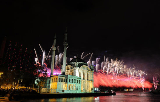 Boğaz'da muhteşem gösteri - Resim: 2