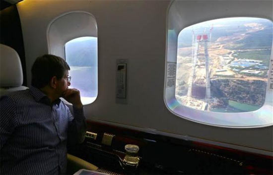 Davutoğlu 3. Köprü inşaatını inceledi - Resim: 1