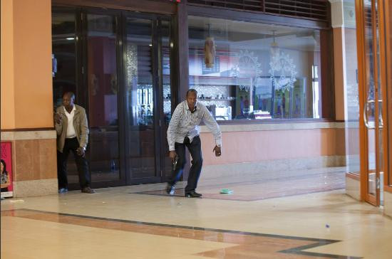 Kenya'da saldırı anı fotoğraflandı - Resim: 2