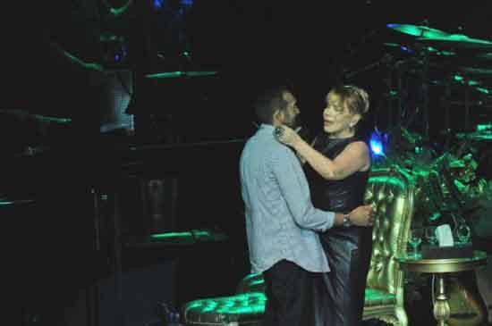 Sezen Aksu Harbiye Açıkhava sahnesinde - Resim: 2