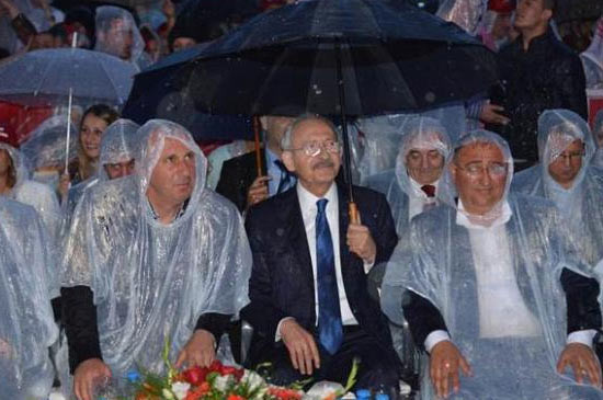 Kılıçdaroğlu yağmura aldırış etmedi - Resim: 4