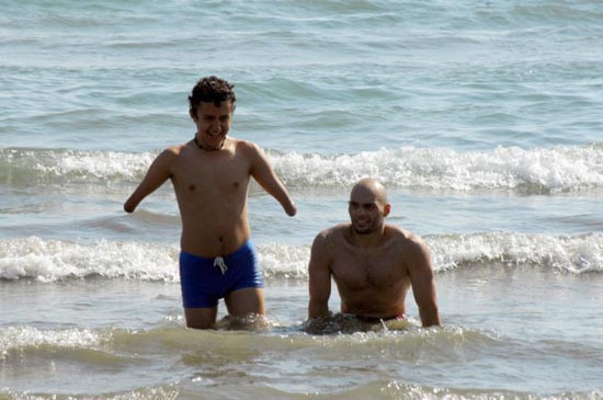 Bu bacakların bir öyküsü var - Resim: 4