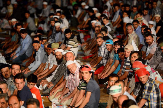 Kazlıçeşme'den darbelere hayır mitingi - Resim: 1