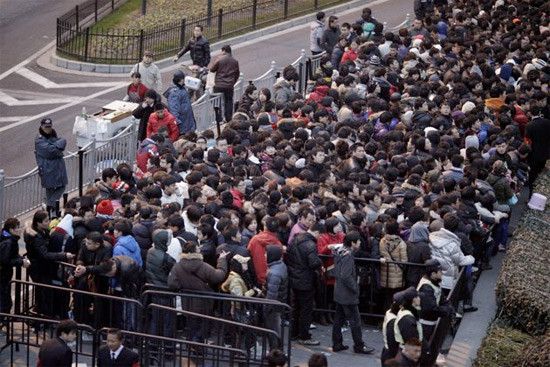 Çinliler olay çıkardı - Resim: 1