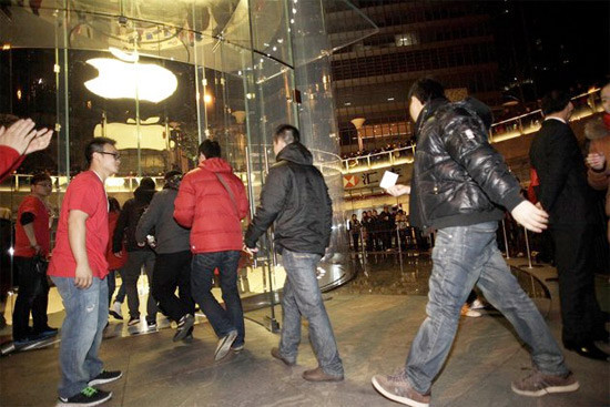 Çinliler olay çıkardı - Resim: 3