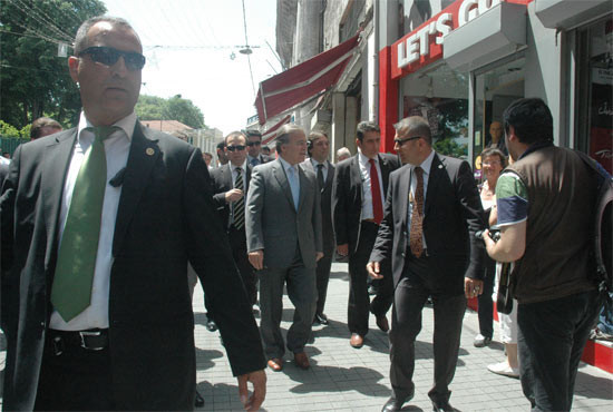 Şahin'e suşi fırçası - Resim: 2