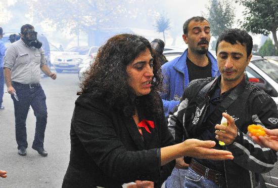 BDP'li vekillere polis müdahalesi! - Resim: 1