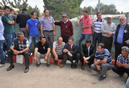 Şehit babasının yırtık ayakkabıları - Resim: 2