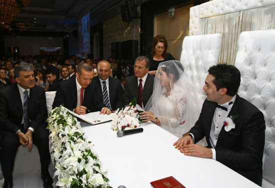 Siyasetin zirvesi bu düğünde buluştu - Resim: 3