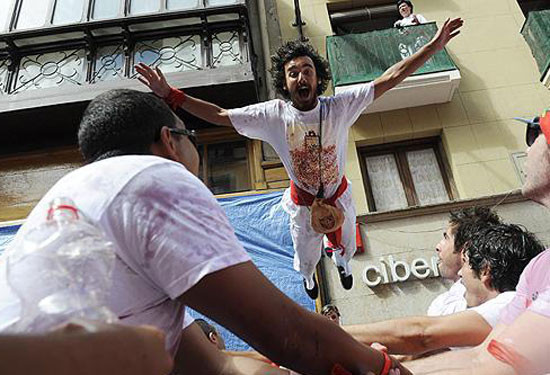 Dünyanın en çılgın festivali başladı  - Resim: 2