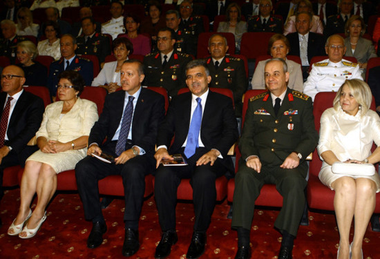 Başbuğ gözyaşlarını tutamadı! - Resim: 3