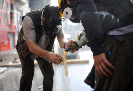 Taksim'de molotofu böyle hazırladılar! - Resim: 2