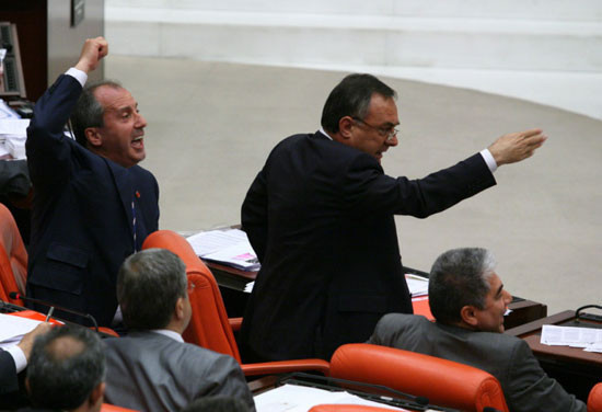 Meclis'te döneliklik tartışması - Resim: 1