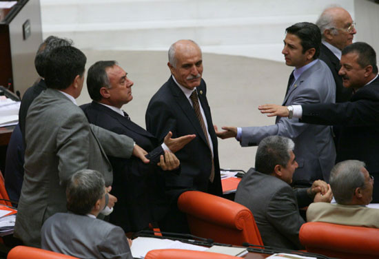 Meclis'te döneliklik tartışması - Resim: 2