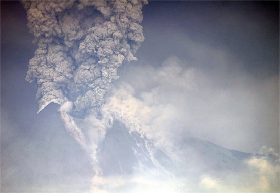 Volkan ölüm kusuyor - Resim: 3