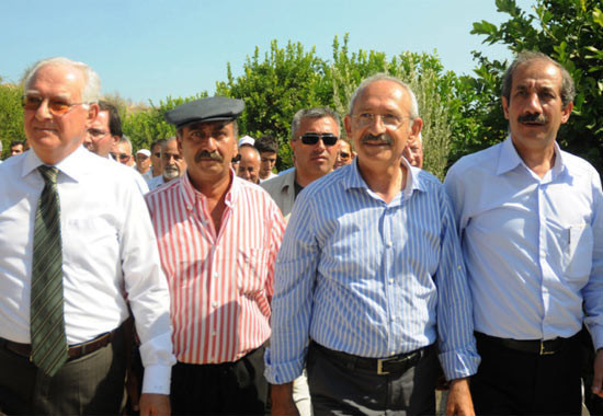 Kılıçdaroğlu'nun yeni gömlek tercihi - Resim: 3