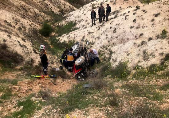 Traktörün altında canpazarı! 36 saat sonra kurtarıldı - Resim: 2