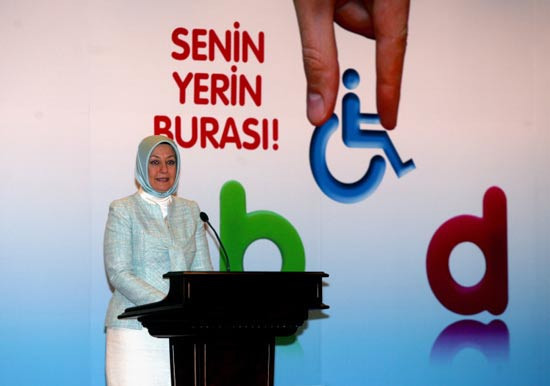 Engelli çocuk Hayrünnisa Gül'ü ağlattı - Resim: 2