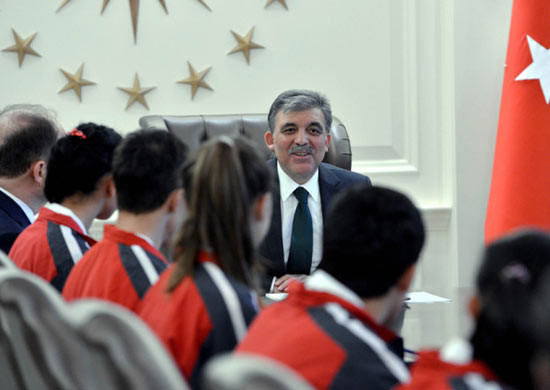 Abdullah Gül'e anlamlı hediye - Resim: 3