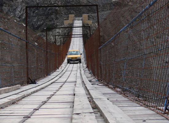 Kestirmeden ölüme meydan okuyorlar - Resim: 3