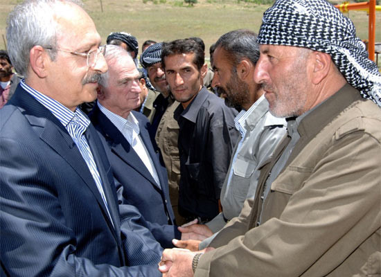 Kılıçdaroğlu siperde - Resim: 2