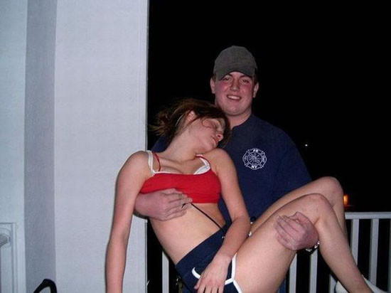 Alkol kızları böyle rezil etti - Resim: 2