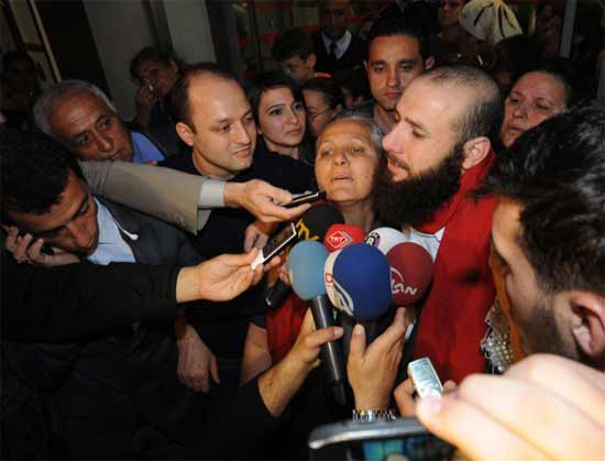 İlk iş sakallarını kesti - Resim: 1