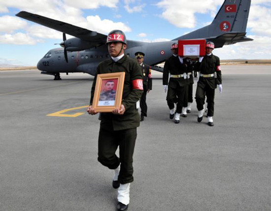 Şehit cenazesi Sivas'ta - Resim: 1