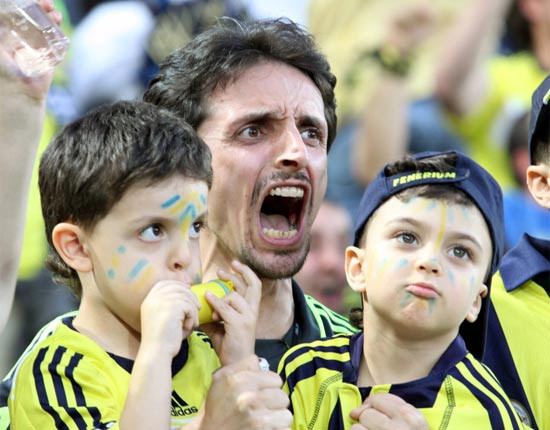 Fenerbahçeliler böyle yıkıldı - Resim: 2