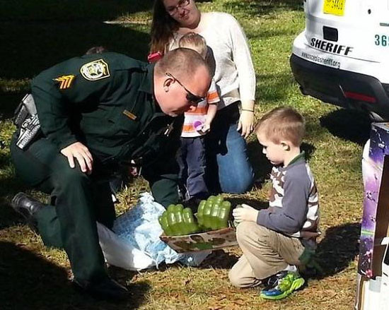 İnsanlığa olan inancımızı arttıracak fotoğraflar - Resim: 3