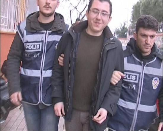 Ergenekon gazetecileri vurdu! - Resim: 2