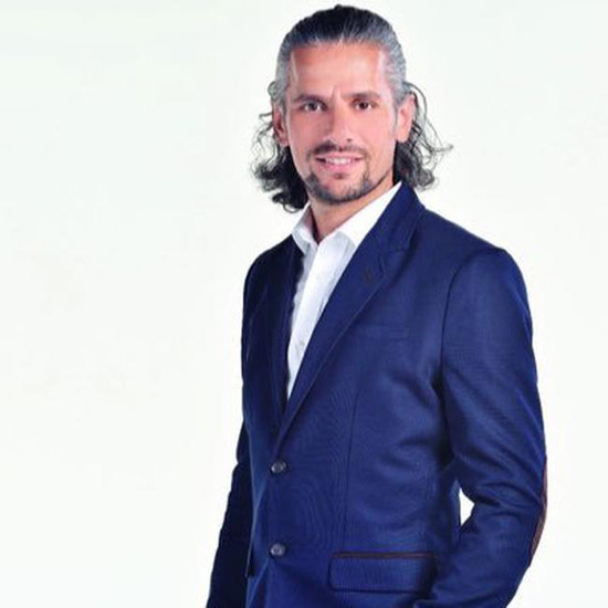 Ünlü sunucu Cem Sünbül 42 yıl sonra annesini buldu! - Resim: 4