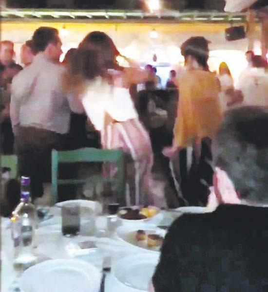 Gökçe Bahadır da 'yabancı damat' yaptı! İşte aşkın görüntüsü... - Resim: 3