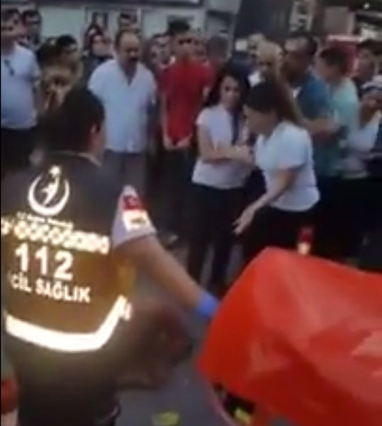 Tacizciyi sokak ortasında hadım etti! Ankara'da şok görüntüler - Resim: 2