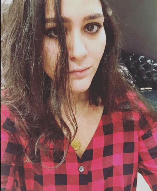 Mahmut Tuncer'in kendisi gibi ünlü kızına bakın! Çok şaşıracaksınız - Resim: 4