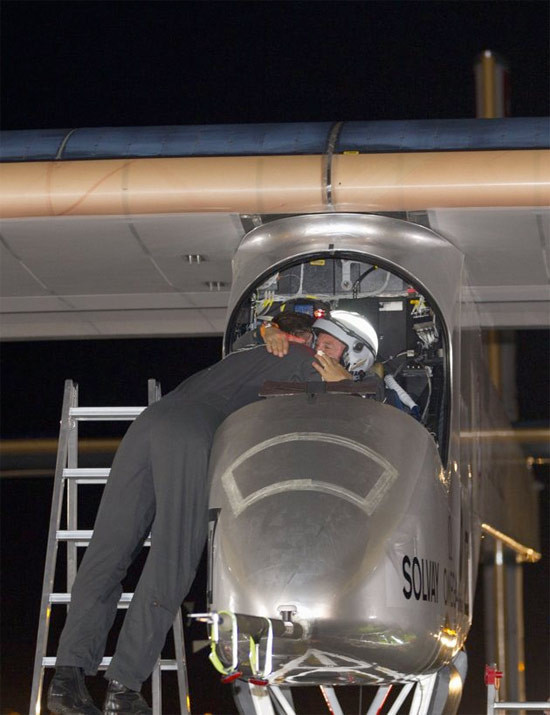 Bu uçak bir damla yakıt almadan uçtu - Resim: 3