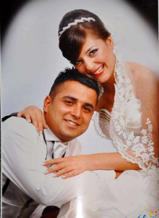 Şehit cenazesinde sloganlar atıldı - Resim: 2