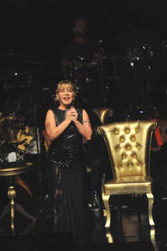 Sezen Aksu Harbiye Açıkhava sahnesinde - Resim: 3