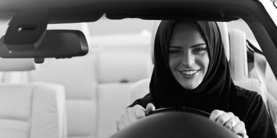 Suudi kadınları asfaltı ağlatıp kralı korkuttu - Resim: 6