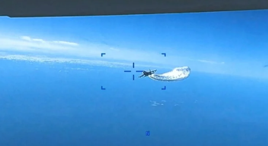 Rus uçakları, ABD SİHA'sını düşürmüştü! Karadeniz'deki gerginliğin görüntüsü ortaya çıktı - Resim: 0