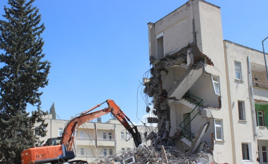 Depremzedelere 'Geberin' yazdı, 14 yaşındaki çocuğa ibretlik ceza verildi - Resim: 6