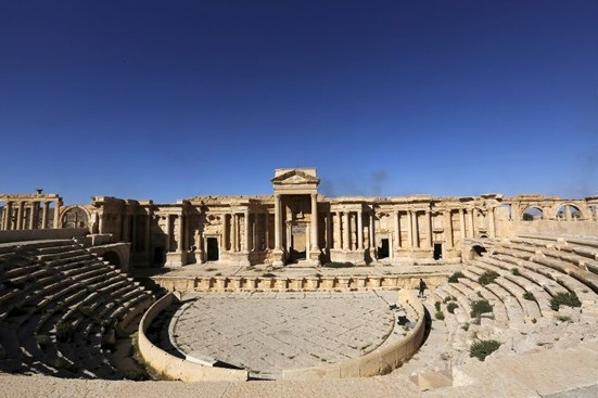 IŞİD tarihi antik tiyatroyu yerle bir etti - Resim: 2